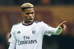 罗马诺：罗马有意本菲卡20岁中场弗洛伦蒂诺-路易斯