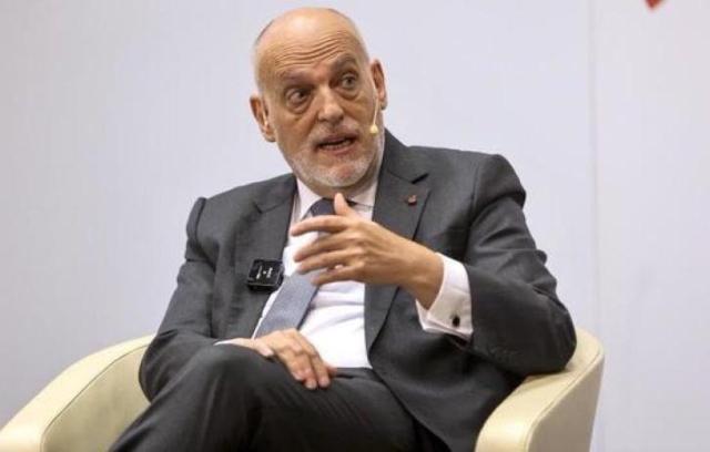 爱奇艺体育直播-西甲主席：比赛密集球员太累？你85分钟才换人怪谁