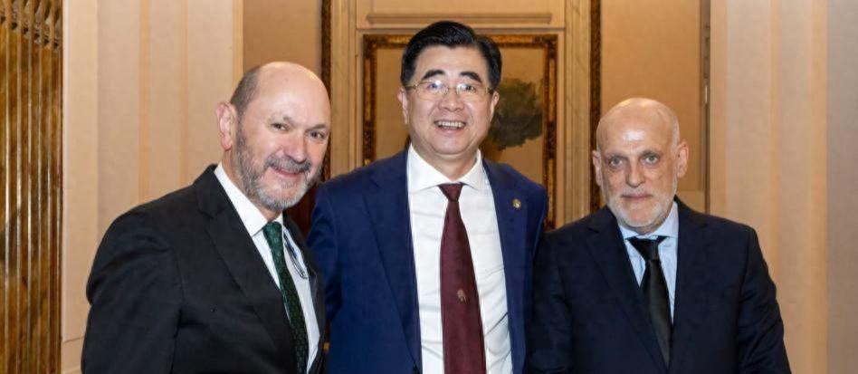 爱奇艺体育平台-西甲主席：中国队能进入世界前10，但青训必须增强比赛强度