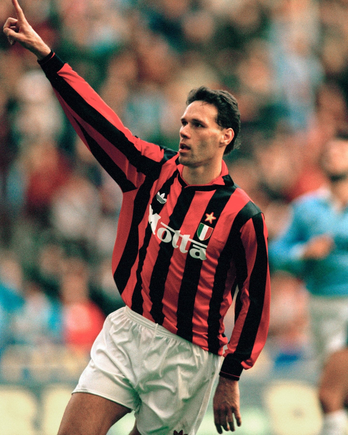 爱奇艺体育平台-米兰老照片回顾范巴斯滕时代|AC米兰|ac米兰_新浪新闻